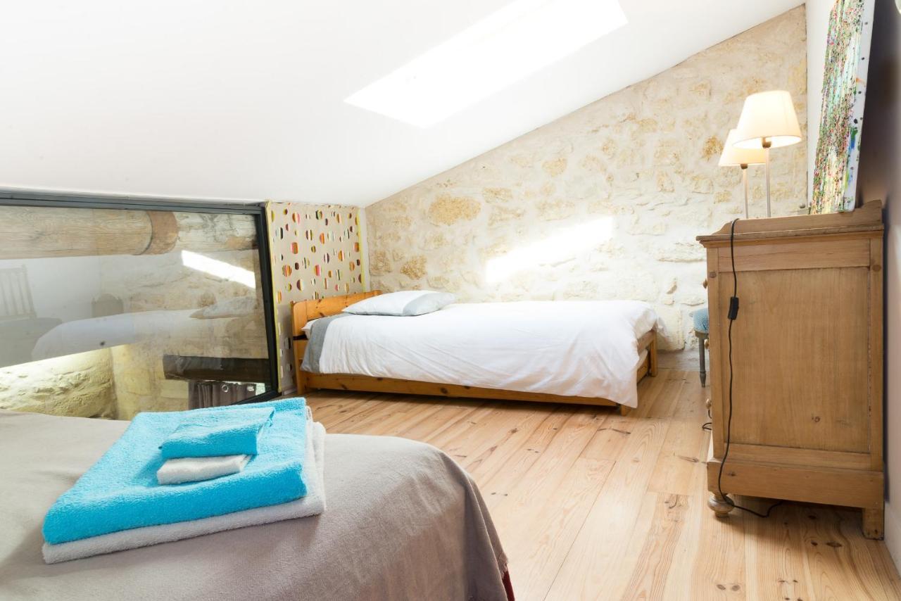 Le Pain De Lune Gite Et Chambre D'Hotes Avec Piscine Bourg-sur-Gironde Dış mekan fotoğraf